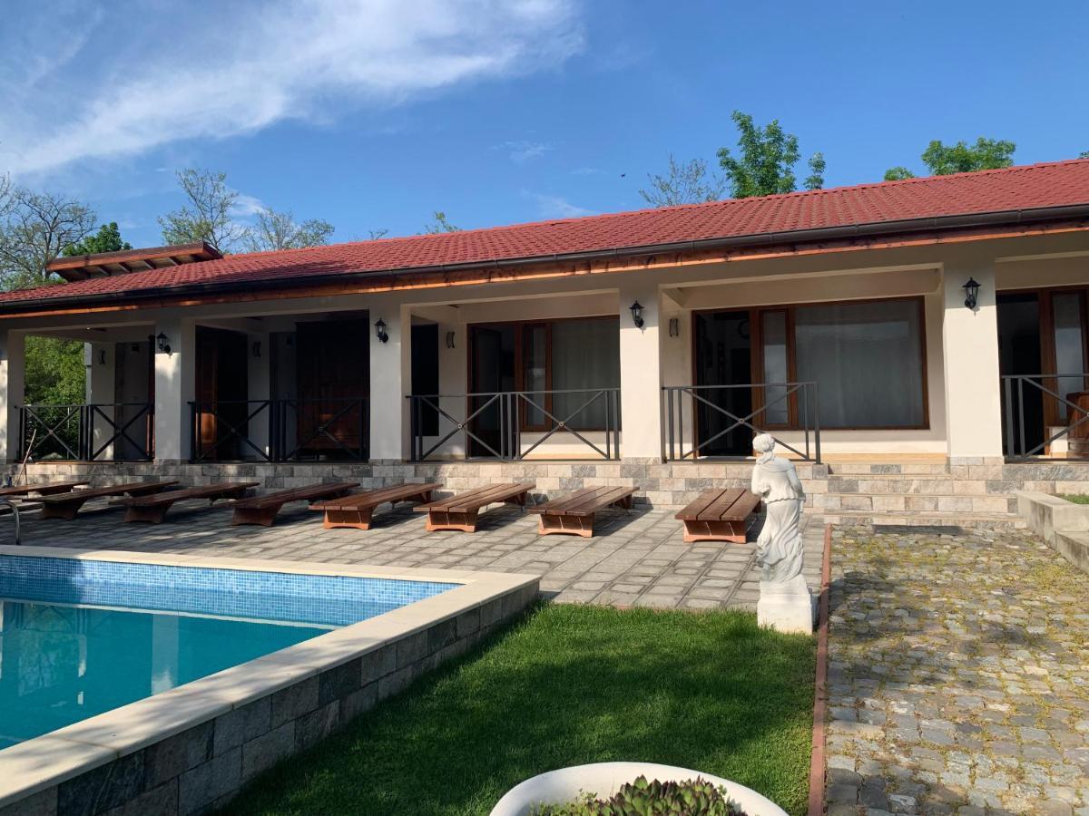 Casa Romana Eselnita Exterior photo